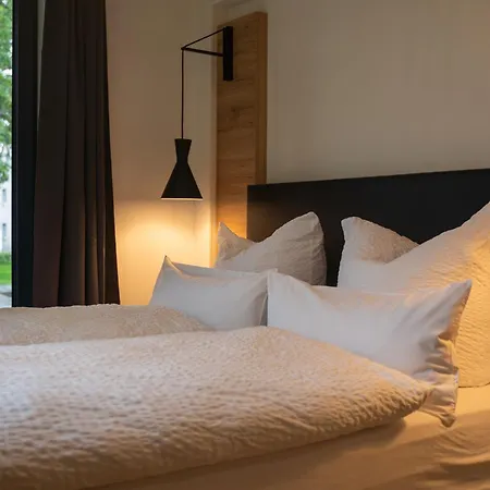 Aparthotel & By Revex